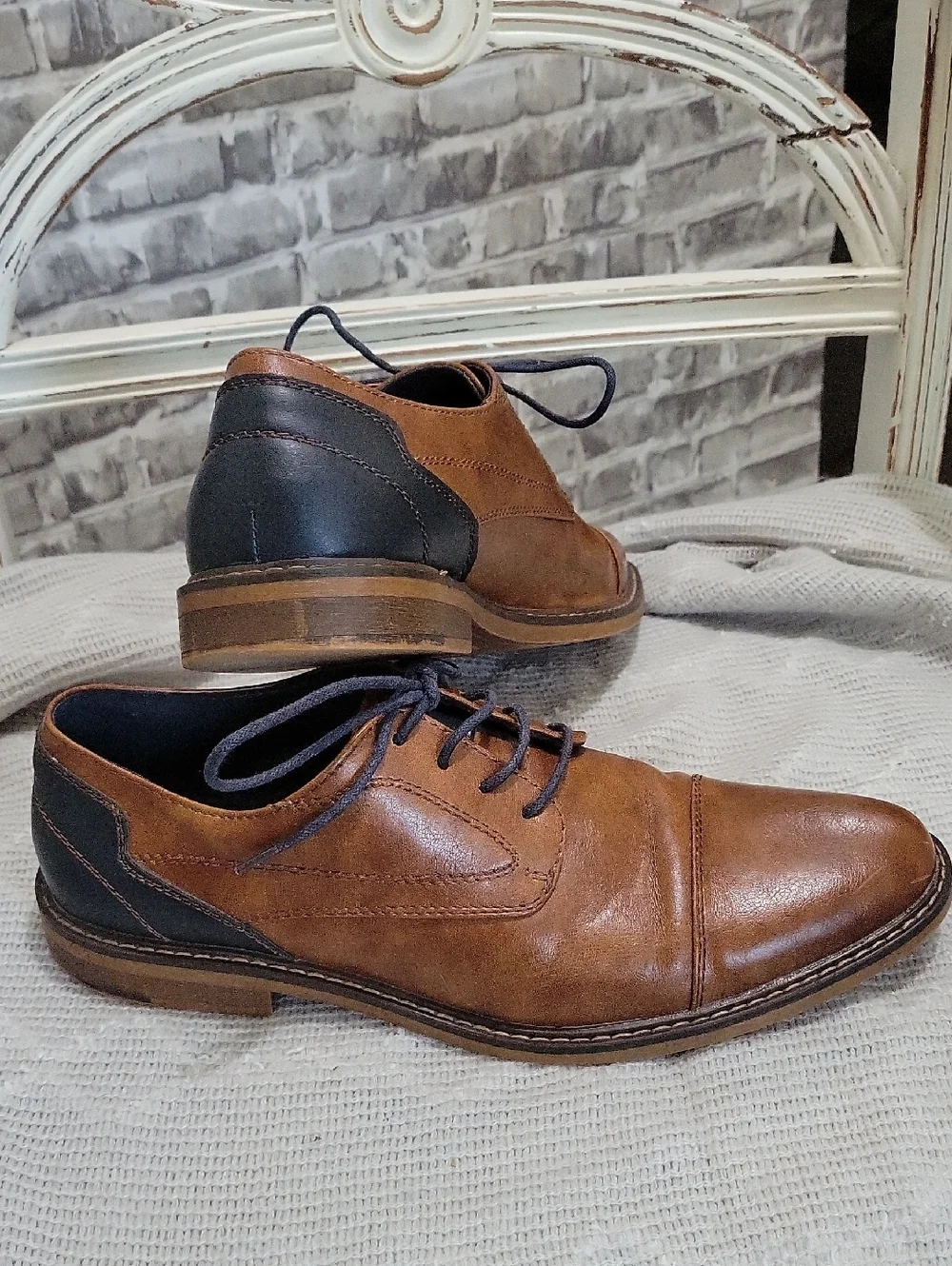 Restoration Mens 9M Lowry Classic Two-Tone Brown & Black Leather Derby Oxfords